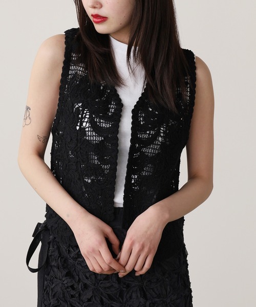ADAWAS（アダワズ）の「ADAWAS/アダワス LILY EMBROIDERY V-NECK VEST Vネックベスト（ベスト・レディース・ホワイト/ブラック/ミント・ONE SIZE）」の12枚目の写真