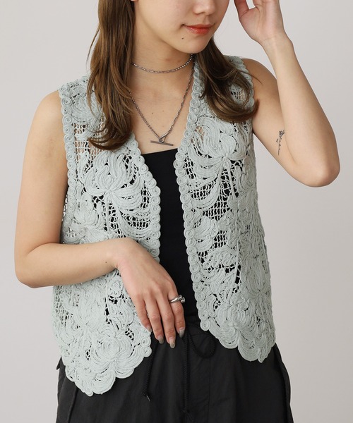 ADAWAS（アダワズ）の「ADAWAS/アダワス LILY EMBROIDERY V-NECK VEST Vネックベスト（ベスト・レディース・ホワイト/ブラック/ミント・ONE SIZE）」の21枚目の写真
