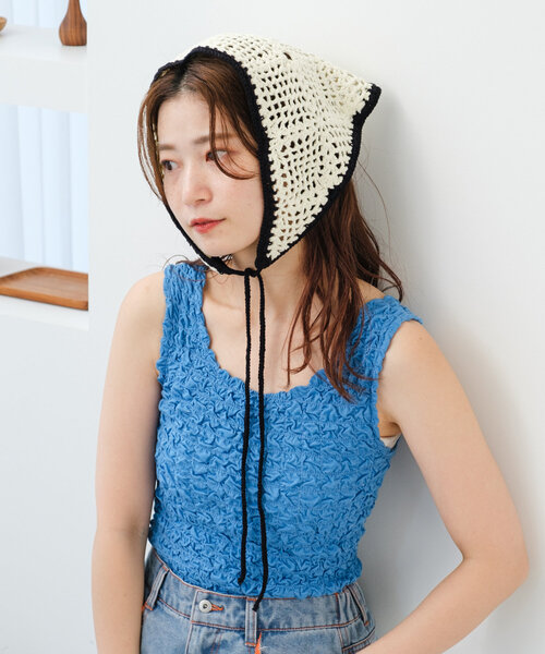 Kastane(カスタネ)の「*バブーシュカ(バンダナ/スカーフ・レディース・アイボリー/ホワイト・FREE)」の2枚目の写真