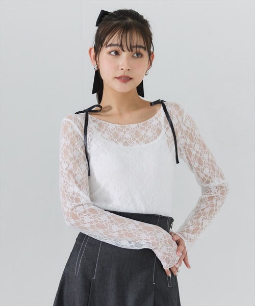 REDYAZEL（レディアゼル）の「サテンリボンショルダーレーストップス（Tシャツ/カットソー・レディース・ブラック/オフホワイト/ブルー・FREE）」の17枚目の写真