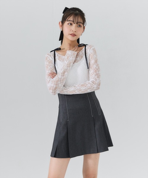 REDYAZEL（レディアゼル）の「サテンリボンショルダーレーストップス（Tシャツ/カットソー・レディース・ブラック/オフホワイト/ブルー・FREE）」の20枚目の写真