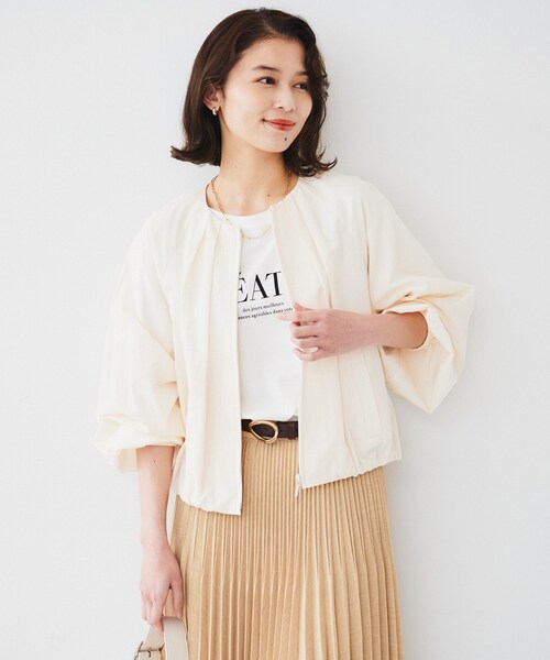 UNTITLED（アンタイトル）の「【春の軽羽織り】ボリューム袖 ノーカラーブルゾン（ブルゾン・レディース・アイボリー/チャコールグレー・01/02/03/00/04/42/44/46/48/50）」の4枚目の写真