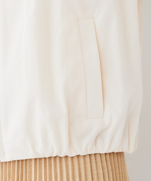 UNTITLED（アンタイトル）の「【春の軽羽織り】ボリューム袖 ノーカラーブルゾン（ブルゾン・レディース・アイボリー/チャコールグレー・01/02/03/00/04/42/44/46/48/50）」の21枚目の写真