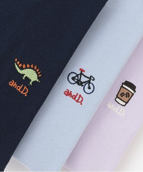 and D. petit main（アンドディープティマイン）の「【365D.】アソート刺しゅうワイド長袖Tシャツ（Tシャツ/カットソー・キッズ・オフホワイト/レモンイエロー/ブラック/サックスブルー/ライトピンク/ネイビー/ラベンダー/ライトグレー・90cm/110cm/150cm/120cm/140cm/100cm/130cm）」の12枚目の写真