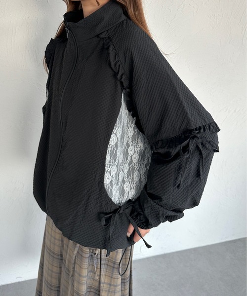 kutir(クティール)の「レース切り替えチェックフリルリボンナイロンブルゾン(ブルゾン・レディース・アイボリー/ブラック/ベージュ/ネイビー/チャコールグレー・FREE)」の4枚目の写真
