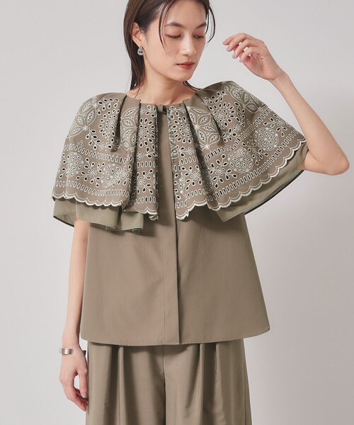 Sunauna（スーナウーナ）の「【幾何柄／エンブロイダリー】ケープカラーブラウス（シャツ/ブラウス・レディース・カーキ/ブラック・40/38）」の13枚目の写真