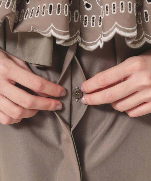 Sunauna（スーナウーナ）の「【幾何柄／エンブロイダリー】ケープカラーブラウス（シャツ/ブラウス・レディース・カーキ/ブラック・40/38）」の18枚目の写真