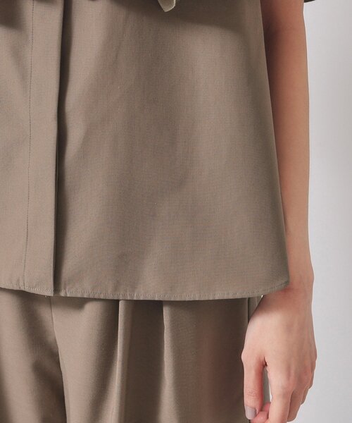 Sunauna（スーナウーナ）の「【幾何柄／エンブロイダリー】ケープカラーブラウス（シャツ/ブラウス・レディース・カーキ/ブラック・40/38）」の3枚目の写真