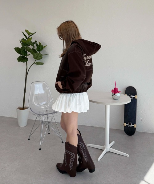 sedacle（セダクル）の「配色ステッチ加工ダックジャケット（パーカー・メンズ・ブラウン/ブラック/ライトグリーン・SMALL/MEDIUM/LARGE）」の9枚目の写真