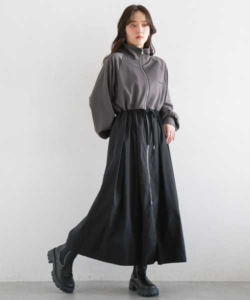 RAGEBLUE（レイジブルー）の「異素材ドッキング/トラックジャージワンピース（ワンピース・レディース・ブラック/ネイビー・FREE）」の7枚目の写真