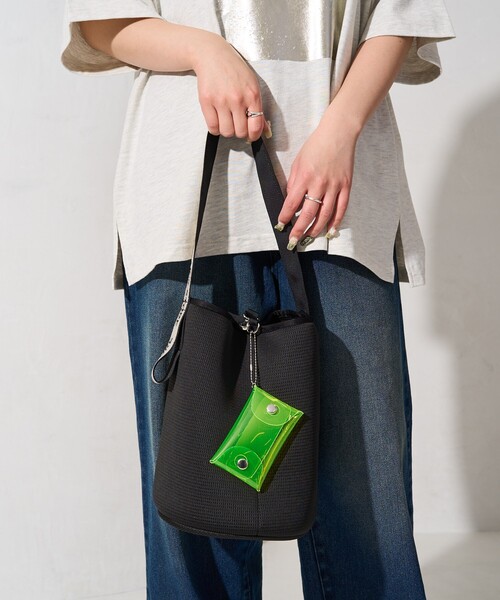 FREAK'S STORE（フリークスストア）の「限定展開　FREAK'S STORE テープ ワンハンドル バッグ（ハンドバッグ・レディース・イエロー/グレー/ブラック・ONE SIZE）」の7枚目の写真