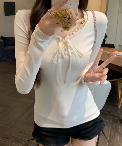 LADY LIKE（レディライク）の「サテンリボンレイヤー風トップス（Tシャツ/カットソー・レディース・アイボリー/サックスブルー/ネイビー・M）」の18枚目の写真