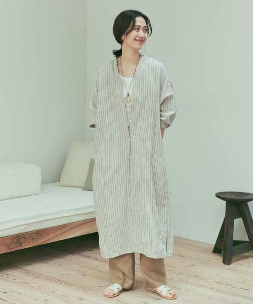 URBAN RESEARCH DOORS（アーバンリサーチドアーズ）の「ラミーリネンストライプワンピース（ワンピース・レディース・ライトベージュ/ネイビー・MEDIUM）」の18枚目の写真