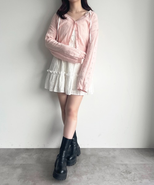 apres jour（アプレジュール）の「ミニリボン刺繍キャミワンピース（ワンピース・レディース・ブラック/ホワイト・フリー/X-LARGE）」の5枚目の写真