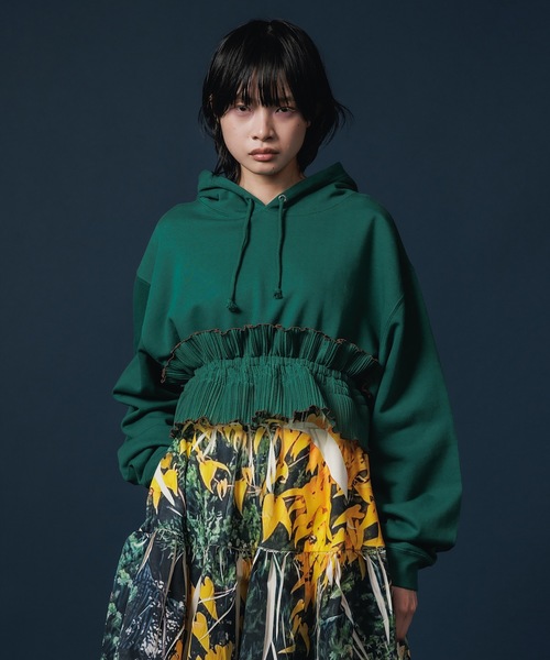 NON TOKYO（ノントーキョー）の「HEM FRILL PARKER（パーカー・レディース・ブラック/イエロー/ブルー/グリーン・FREE）」の2枚目の写真