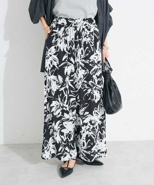 CRAFT STANDARD BOUTIQUE（クラフトスタンダードブティック）の「プリントイージーパンツ（その他パンツ・レディース・グリーン/ブラック/ホワイト・FREE）」の2枚目の写真