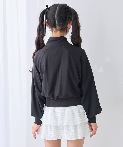 Amourire girl(アムリールガール)の「英字ロゴ トラックジャケット(UV対策/紫外線対策)(ブルゾン・キッズ・ブラック/オフホワイト・130cm/140cm/150cm/160cm)」の14枚目の写真