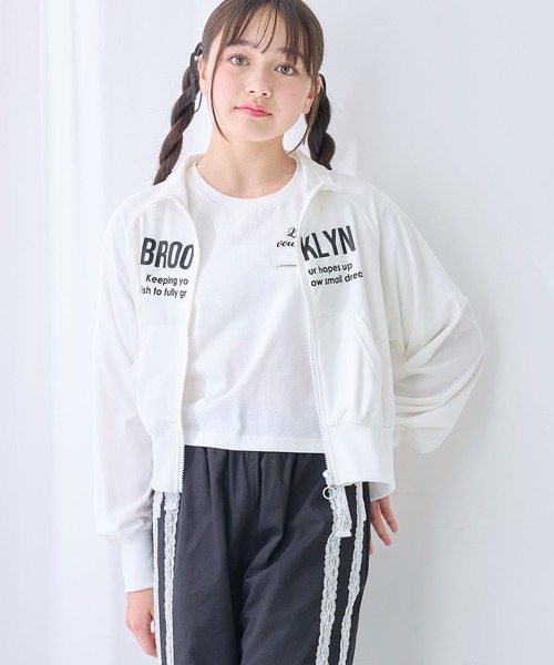 Amourire girl(アムリールガール)の「英字ロゴ トラックジャケット(UV対策/紫外線対策)(ブルゾン・キッズ・ブラック/オフホワイト・130cm/140cm/150cm/160cm)」の3枚目の写真