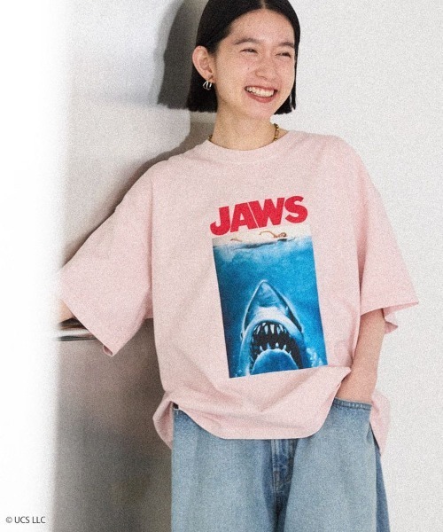 AMERICAN HOLIC(アメリカンホリック)の「【JAWS】ピグメントTシャツ(Tシャツ/カットソー・レディース・ライトピンク・FREE)」の1枚目の写真