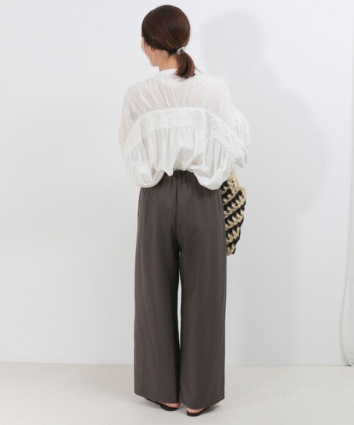 MICO COULIER(ミコクリエ)の「麻レーヨンキャタピラーパンツ(その他パンツ・レディース・ブラウン/ネイビー/チャコールグレー・36/38)」の7枚目の写真