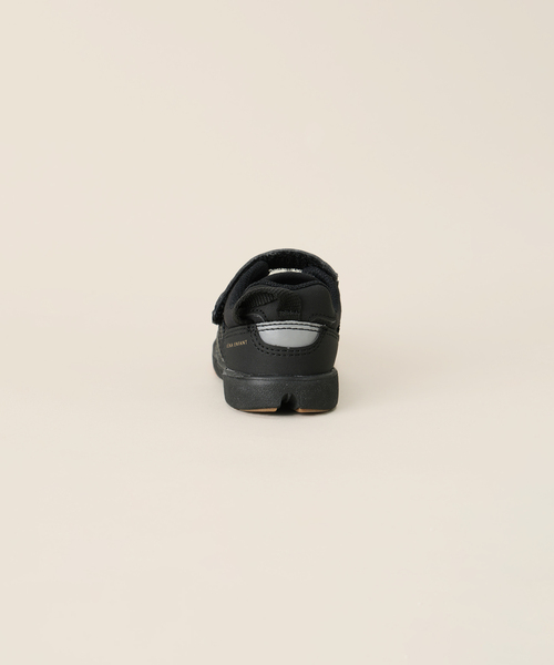 IENA ENFANT（イエナアンファン）の「《追加》【IFME/イフミー】別注スニーカー kids(15cm-21.5cm)（スニーカー・キッズ・アイボリー/ブラック・17/16/18/19/20/21/15 ）」の5枚目の写真