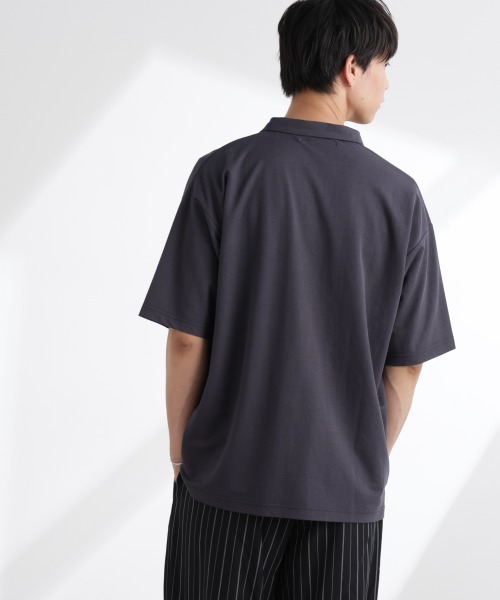 NANO universe(ナノユニバース)の「レーヨンナイロンポンチスキッパーシャツ 半袖(Tシャツ/カットソー・メンズ・ダークグリーン/チャコール/ネイビー・L/M/S)」の7枚目の写真