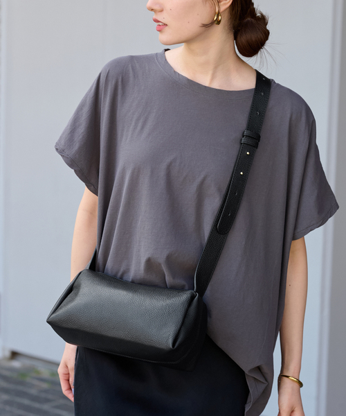 FRAMeWORK（フレームワーク）の「PELLETTERIA MARANT trapezoid shoulder ba（ショルダーバッグ・レディース・ブラック/アイボリー・FREE）」の6枚目の写真
