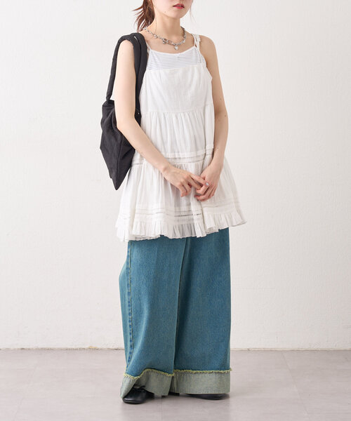 w closet（ダブルクローゼット）の「グラデワイドデニム（デニムパンツ・レディース・ブラック/ブルー・1/0）」の6枚目の写真