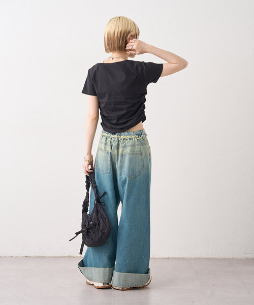 w closet（ダブルクローゼット）の「グラデワイドデニム（デニムパンツ・レディース・ブラック/ブルー・1/0）」の11枚目の写真