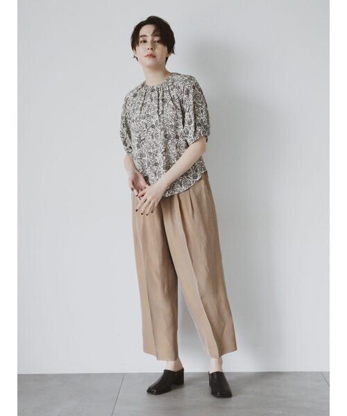 Te chichi CLASSIC（テチチクラシック）の「【DEVEAUX】ボタニカルプリントブラウス（セットアップ可）《2025summer catalog item》（シャツ/ブラウス・レディース・ベージュ・F）」の4枚目の写真