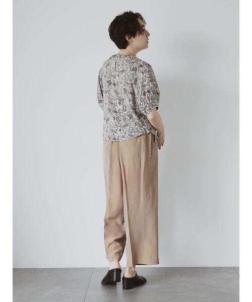 Te chichi CLASSIC（テチチクラシック）の「【DEVEAUX】ボタニカルプリントブラウス（セットアップ可）《2025summer catalog item》（シャツ/ブラウス・レディース・ベージュ・F）」の7枚目の写真