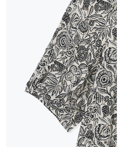 Te chichi CLASSIC（テチチクラシック）の「【DEVEAUX】ボタニカルプリントブラウス（セットアップ可）《2025summer catalog item》（シャツ/ブラウス・レディース・ベージュ・F）」の19枚目の写真