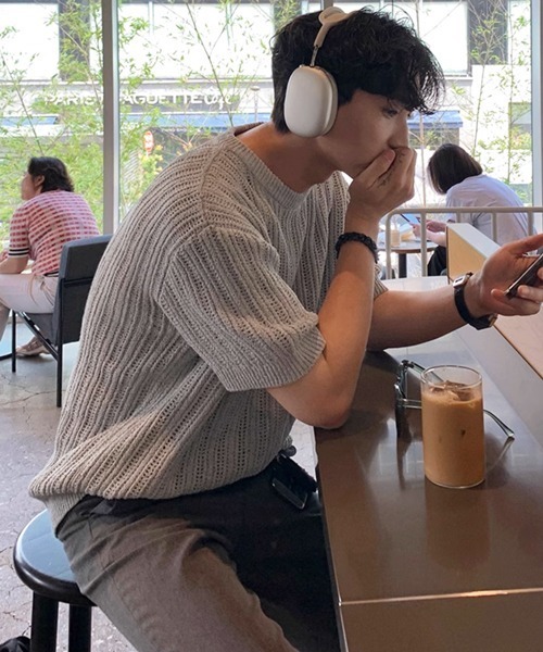 NOWLE（ノウル）の「【NOWLE】リラックスフィット 透かし編み 半袖 サマー ニット（ニット/セーター・メンズ・ブラック/グレー・MEDIUM/LARGE/X-LARGE）」の11枚目の写真