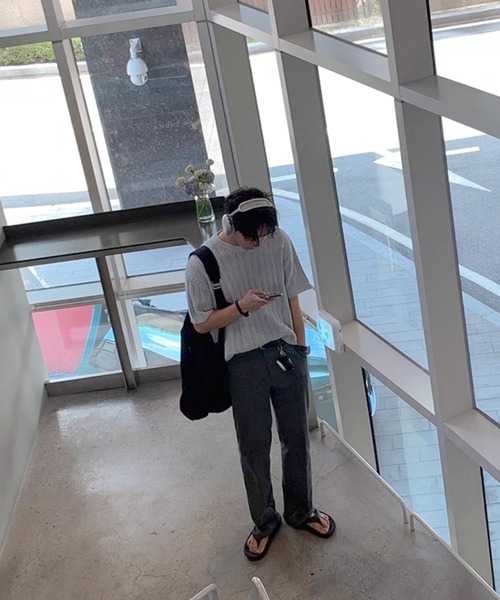 NOWLE（ノウル）の「【NOWLE】リラックスフィット 透かし編み 半袖 サマー ニット（ニット/セーター・メンズ・ブラック/グレー・MEDIUM/LARGE/X-LARGE）」の4枚目の写真