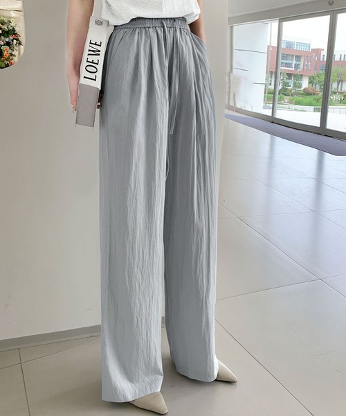 LOWO(ロワ)の「ウエストギャザーリラクシーワイドパンツ(その他パンツ・レディース・ライトグレー/ピンク/ブラック/ブルー/オフホワイト・FREE)」の1枚目の写真