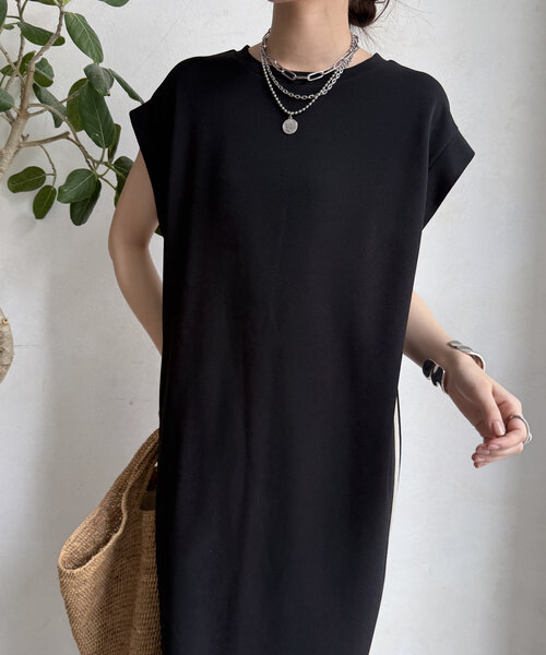 DouDou(ドゥドゥ)の「【WEB限定】カットジョーゼットサイドラインワンピース(ワンピース・レディース・ブラック/ライトグレー/ブラウン・FREE)」の8枚目の写真