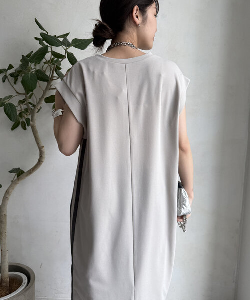 DouDou(ドゥドゥ)の「【WEB限定】カットジョーゼットサイドラインワンピース(ワンピース・レディース・ブラック/ライトグレー/ブラウン・FREE)」の19枚目の写真