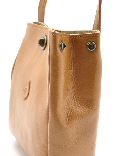 CLEDRAN（クレドラン）の「【本革 ｱﾝﾃｨｰｸ調金具】CL3854 SAINTE SHOULDER（ショルダーバッグ・レディース・キャメル/グリーン/グレー/ブラック・FREE）」の13枚目の写真