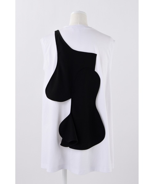 ENFOLD（エンフォルド）の「ソフト天竺 サークルドレープベストタンクトップ（タンクトップ・レディース・ブラック・38）」の3枚目の写真
