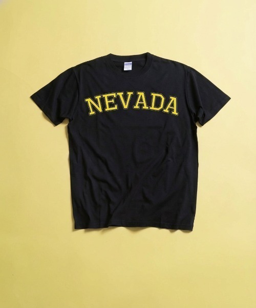 minius(ミニウス)の「【PLACE NAME】オリジナルデザイン アメカジカレッジロゴプリント半袖Tシャツ(Tシャツ/カットソー・メンズ・ホワイト系その他2/ホワイト系その他4/ブラック系その他/ブラック系その他3/ブラック系その他5/ホワイト系その他/ホワイト系その他3/ブラック系その他4/ホワイト系その他5/ブラック系その他2・SMALL/MEDIUM/LARGE/X-LARGE)」の10枚目の写真