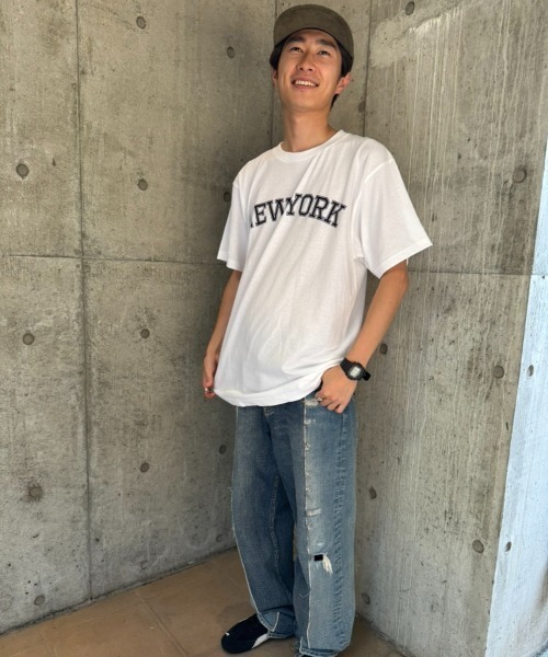 minius(ミニウス)の「【PLACE NAME】オリジナルデザイン アメカジカレッジロゴプリント半袖Tシャツ(Tシャツ/カットソー・メンズ・ホワイト系その他2/ホワイト系その他4/ブラック系その他/ブラック系その他3/ブラック系その他5/ホワイト系その他/ホワイト系その他3/ブラック系その他4/ホワイト系その他5/ブラック系その他2・SMALL/MEDIUM/LARGE/X-LARGE)」の17枚目の写真