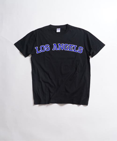 minius(ミニウス)の「【PLACE NAME】オリジナルデザイン アメカジカレッジロゴプリント半袖Tシャツ(Tシャツ/カットソー・メンズ・ホワイト系その他2/ホワイト系その他4/ブラック系その他/ブラック系その他3/ブラック系その他5/ホワイト系その他/ホワイト系その他3/ブラック系その他4/ホワイト系その他5/ブラック系その他2・SMALL/MEDIUM/LARGE/X-LARGE)」の22枚目の写真