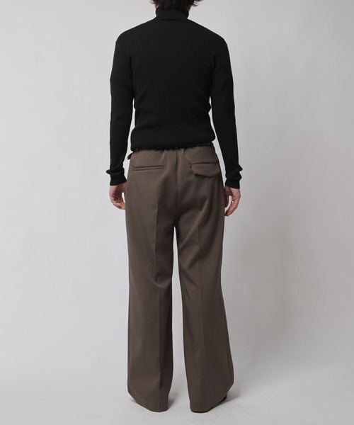 Lui's（ルイス）の「スリムタートルニット（ニット/セーター・メンズ・チャコールグレー/ブラック/ホワイト/ブラウン・S/M）」の20枚目の写真