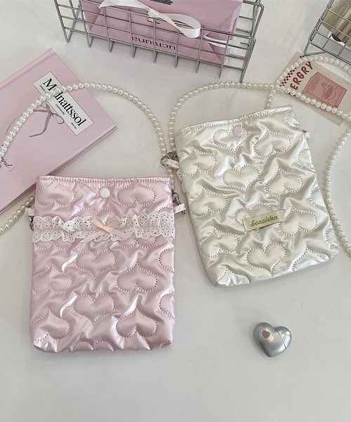 Mignonjour(ミニョンジュール)の「Mignonjour/パールチェーンミニショルダー M2781(ショルダーバッグ・レディース・シルバー系その他/ピンク/ホワイト/シルバー/シルバー系その他2・FREE)」の1枚目の写真