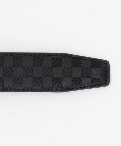 COMME CA ISM（コムサイズム）の「【リバーシブル】市松大柄×サフィアーノ型押し ベルト（ベルト・メンズ・ブラック/ダークブラウン・FREE）」の9枚目の写真