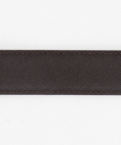COMME CA ISM（コムサイズム）の「【リバーシブル】市松大柄×サフィアーノ型押し ベルト（ベルト・メンズ・ブラック/ダークブラウン・FREE）」の13枚目の写真