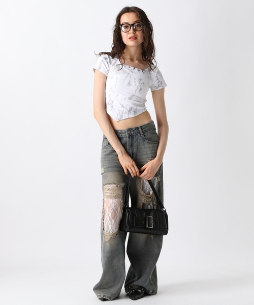 FOREVER 21（フォーエバー トゥエンティーワン）の「【2025SS】スタッズスクエアＴシャツ（Tシャツ/カットソー・レディース・ブラック/ホワイト/ブラウン・FREE）」の9枚目の写真