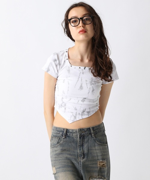 FOREVER 21（フォーエバー トゥエンティーワン）の「【2025SS】スタッズスクエアＴシャツ（Tシャツ/カットソー・レディース・ブラック/ホワイト/ブラウン・FREE）」の12枚目の写真