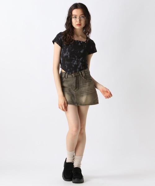 FOREVER 21（フォーエバー トゥエンティーワン）の「【2025SS】スタッズスクエアＴシャツ（Tシャツ/カットソー・レディース・ブラック/ホワイト/ブラウン・FREE）」の15枚目の写真