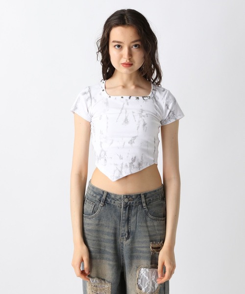 FOREVER 21（フォーエバー トゥエンティーワン）の「【2025SS】スタッズスクエアＴシャツ（Tシャツ/カットソー・レディース・ブラック/ホワイト/ブラウン・FREE）」の17枚目の写真